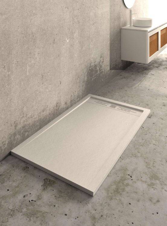 Receveur de douche, plusieurs formats dans quinze coloris standard et coloris RAL à la demande